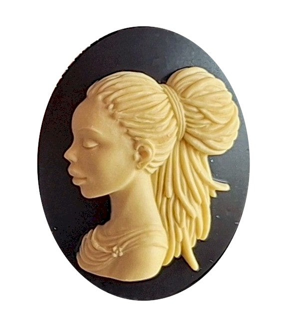 40x30mm African American Woman with Braids Black and Crème S4200