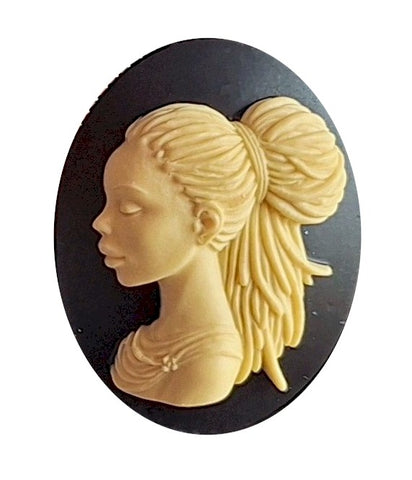40x30mm African American Woman with Braids Black and Crème S4200