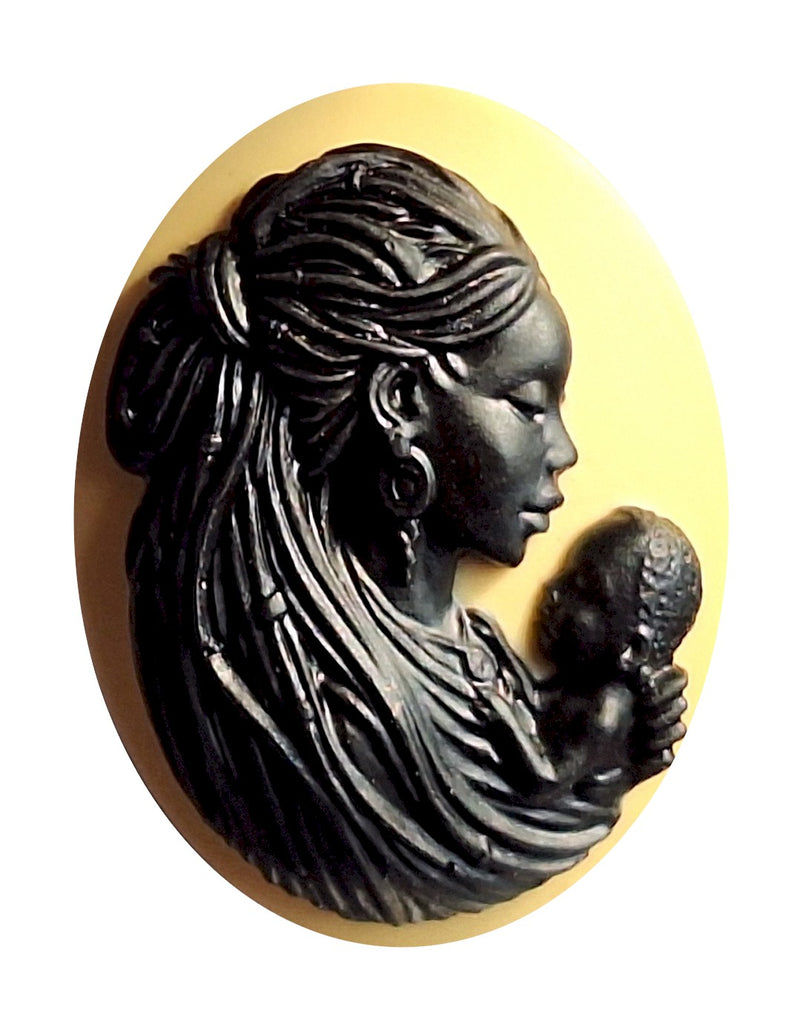 40x30mm African American Woman Mother and Baby with Braids Crème and Black S4203