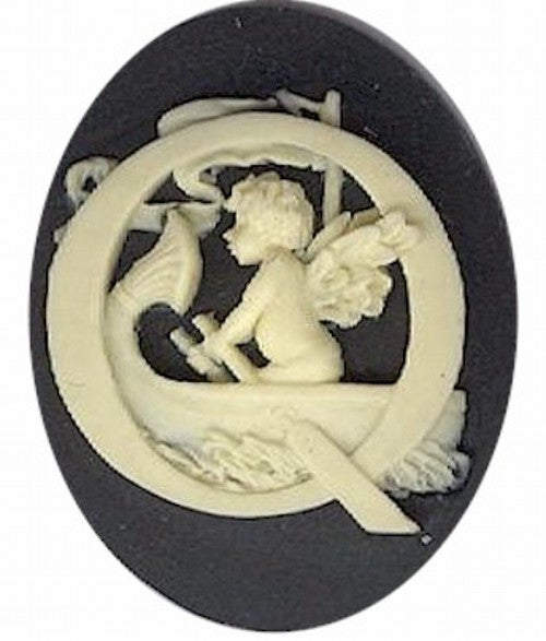 Cameo Letter "Q" Monogram Personalized Resin Initials 40x30mm Black  153x