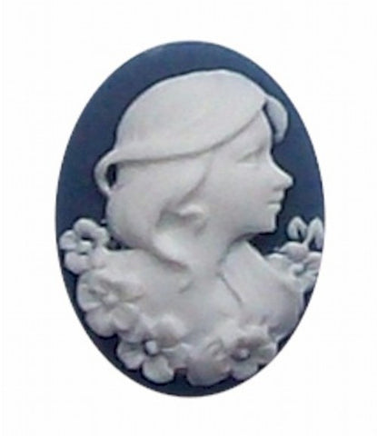  25x18mm Blue and White Lady  Resin Cameo 259x