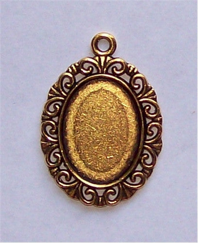 Antique Gold 18x13 Cabochon Setting with Ring 576x