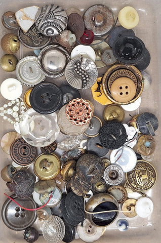 1/4 LB of Sewing Buttons Vintage, Antique, Modern Craft Supply, Collage Work B689