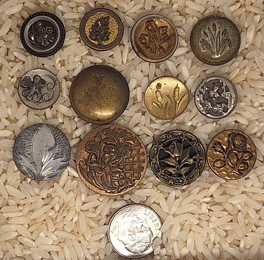 12pc Mixed Antique Metal Victorian Buttons with Flowers B719