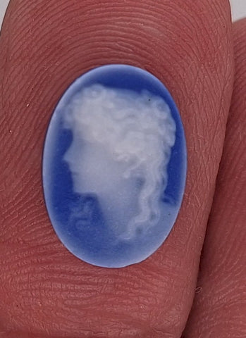 14x5x10.5  Blue Agate Cameo Womans Profile C278