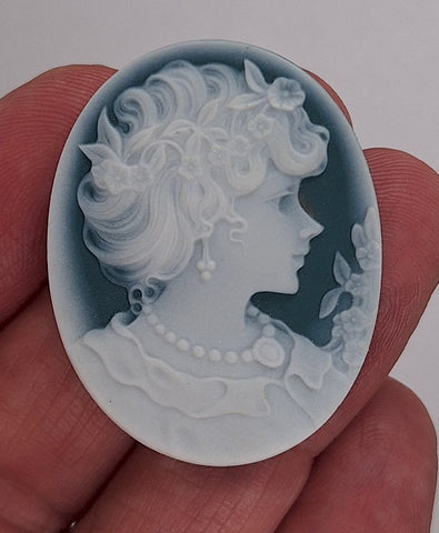 41.8x33.2mm Blue Green Agate Cameo Woman with Short Hair Cabochon C282