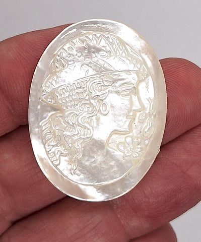 40x30mm Mother of Pearl  Shell Cameo Woman with Hat Flat Back Cabochon C293
