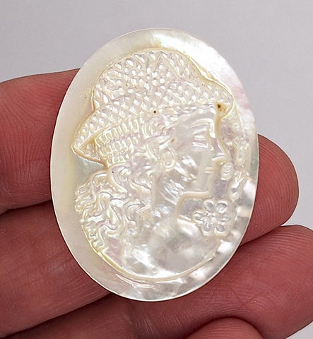 40x30mm Mother of Pearl  Shell Cameo Woman with Hat Flat Back Cabochon C294