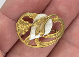 Antique Small Art Nouveau Pin with shell F232