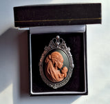 African American Black Mother and Child Woman with Newborn Baby Cameo Silver Brooch Pin F255