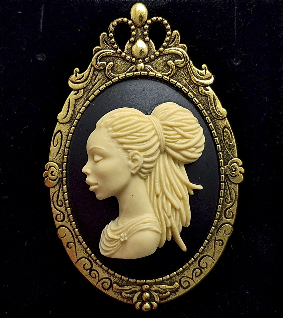 Black Woman Gold Brooch or Pendant Beautiful African American with Braids Cameo F259