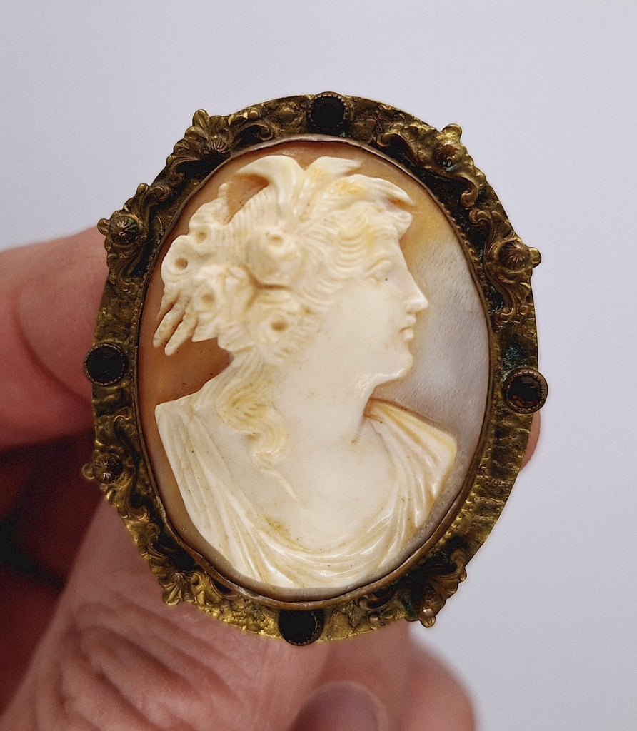 Antique Edwardian Real Italian Shell Cameo Brooch Pin Hand Carved F265