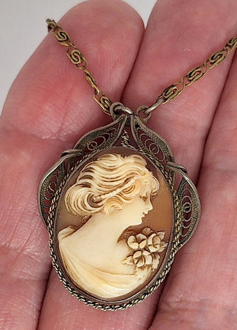Antique Italian Carnelian Shell Cameo 18 inch Pendant Necklace Circa 1900-1920  F316