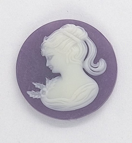 18mm Purple and White Ponytail Girl Resin Cameo J187