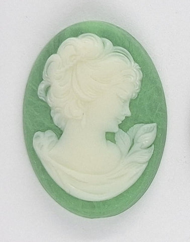 25x18mm Green and White Short Hair Girl Resin Cameo J200