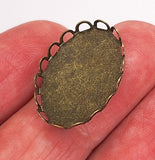Closeout - 30pcs Antique Bronze 25x18mm Lace Edge Bezels S4236