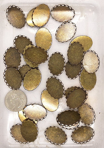 Closeout - 30pcs Antique Bronze 25x18mm Lace Edge Bezels S4236