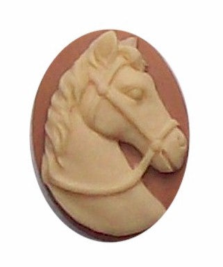 25x18mm Tan and Crème Horse Resin Cameo Cameo 273x