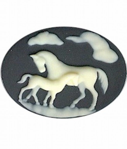 40x30mm Horse and Colt Black and ivory Horizontal Resin Cameo 3A