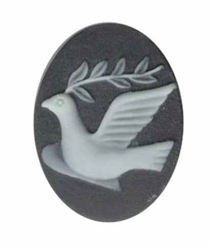 25x18mm black and ivory dove of peace resin cameo 695q
