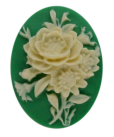 40x30mm Green and Ivory Flower Bouquet Resin Cameo 70R