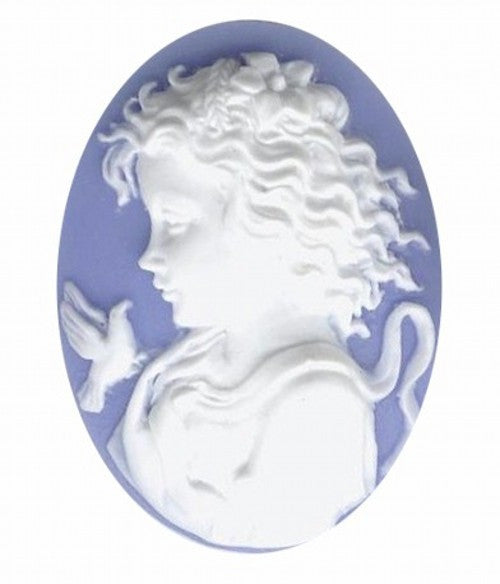 40x30mm  girl with bird blue and white resin cameo 815q