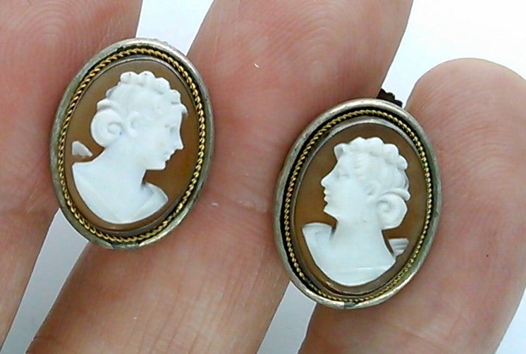 Antique sterling silver and shell cameo screw back earrings F121